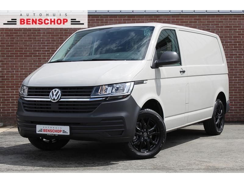 Beige Gebruikt 2024 VW Transporter Van | € 38.950 - Afbeelding 1/4