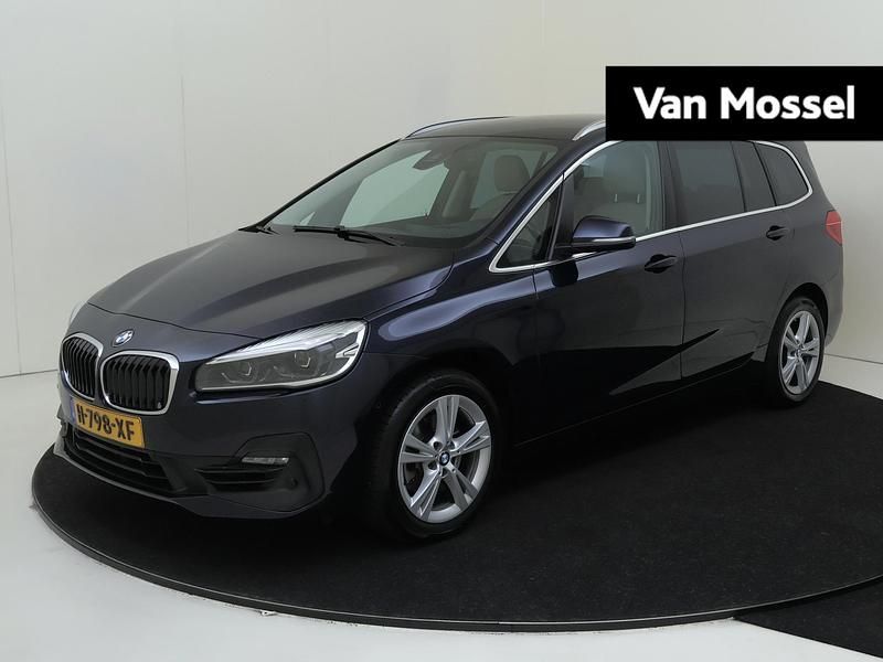 Blauw Gebruikt 2020 BMW 218 Executive Stationwagen | € 24.935 (Iets duurder) - Afbeelding 1/4