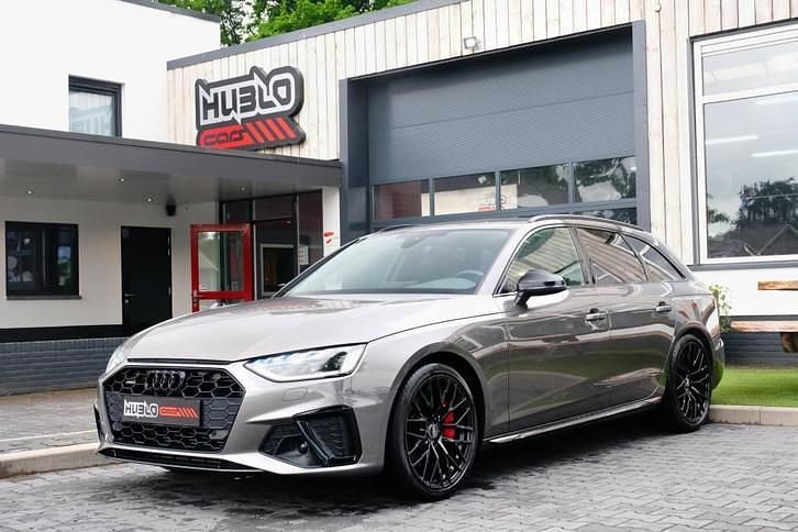 Grijs, metallic lak Gebruikt 2019 Audi A4 S-Line Stationwagen | € 29.950 (Eerlijke prijs) - Afbeelding 1/4