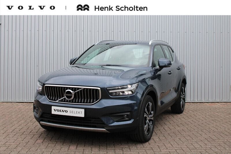 Blauw Gebruikt 2020 Volvo XC40 Inscription SUV | € 29.950 (Eerlijke prijs) - Afbeelding 1/4