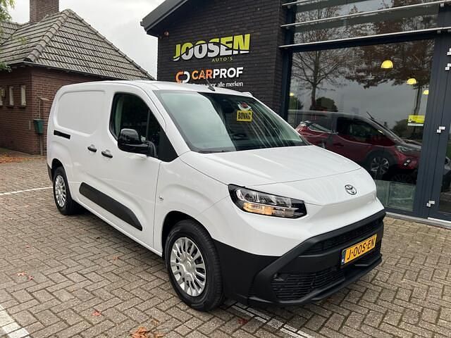 Wit Nieuw 2025 Toyota Proace MPV | € 22.450 (Goede deal) - Afbeelding 1/4