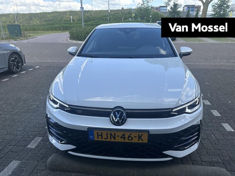 Wit Gebruikt 2025 VW Golf VIII R-line Edition Hatchback | € 44.900 (Duur) - Afbeelding 1/4