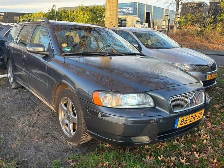 Gebruikt 2007 Volvo V70 Stationwagen | € 1.899 (Super prijs) - Afbeelding 1/4
