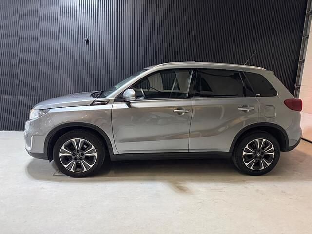 Occasion Suzuki Vitara 140 PK (102 kW) 2019 Grijs SUV