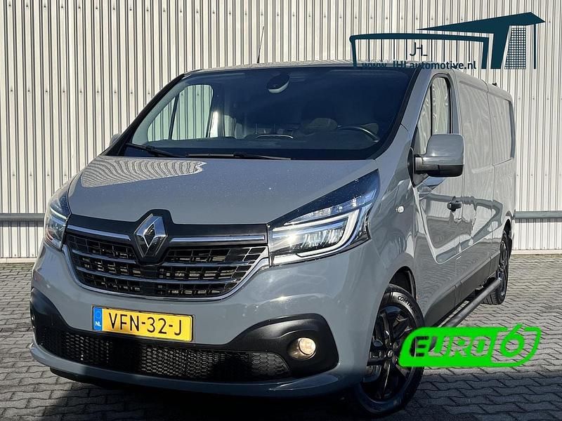 Grijs Occasion 2020 Renault Trafic MPV | € 14.500 (Eerlijke prijs) - Afbeelding 1/4