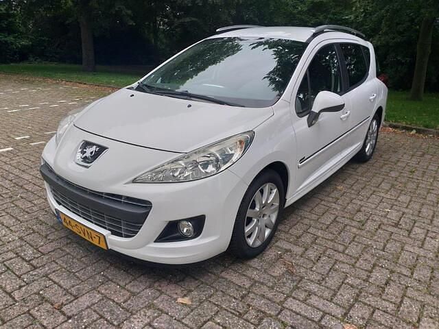 Wit Gebruikt 2011 Peugeot 207 Sportium Stationwagen | € 3.250 (Eerlijke prijs) - Afbeelding 1/4