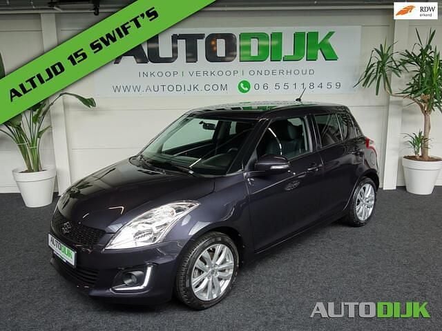 Paars (metallic) Occasion 2014 Suzuki Swift Exclusive Hatchback | € 8.850 (Eerlijke prijs) - Afbeelding 1/4