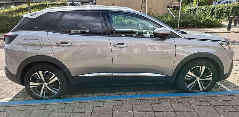Occasion Peugeot 3008 Crossway 131 PK (96 kW) 2019 Zilver MPV