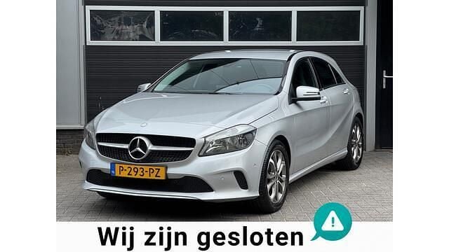 Grijs Occasion 2017 Mercedes A180 Prestige Hatchback | € 12.995 (Goede deal) - Afbeelding 1/4