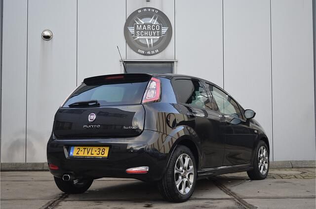 Occasion Fiat Punto Evo Lounge 101 PK (74 kW) 2014 Zwart (metallic) Hatchback