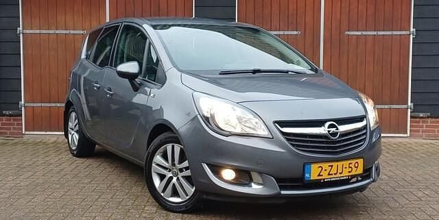 Grijs Gebruikt 2015 Opel Meriva Design Edition MPV | € 6.900 (Eerlijke prijs) - Afbeelding 1/4