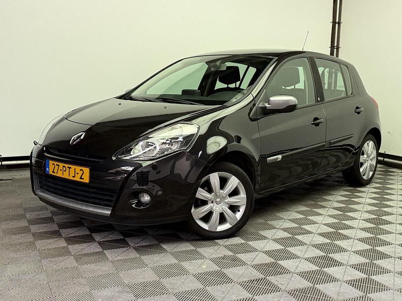 Zwart Gebruikt 2011 Renault Clio II Hatchback | € 5.975 (Duur) - Afbeelding 1/4