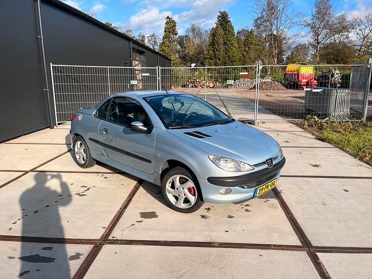 Gebruikt 2001 Peugeot 206 CC Cabriolet | € 650 (Goede deal) - Afbeelding 1/4
