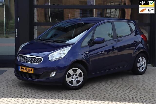 Blauw Gebruikt 2011 Kia Venga Hatchback | € 4.995 (Eerlijke prijs) - Afbeelding 1/4