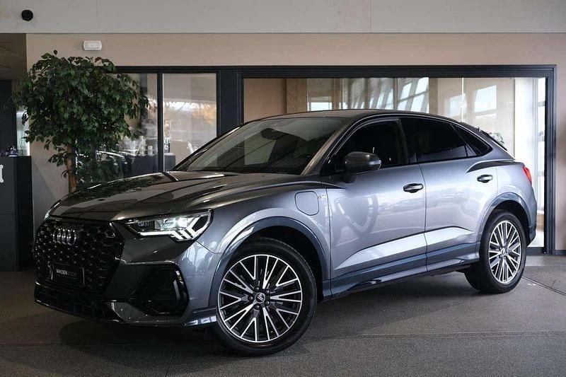 Occasion Audi Q3 Sportback S-Line 245 PK (180 kW) 2021 Grijs (metallic) SUV