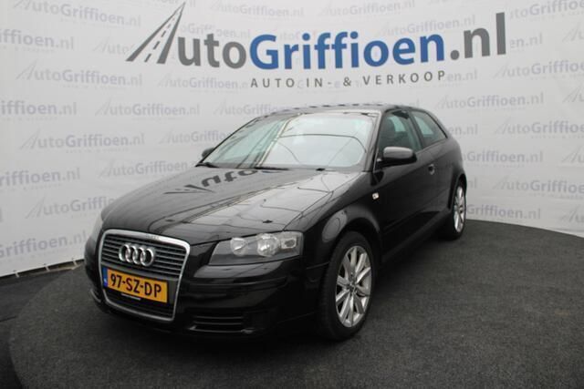 Zwart Gebruikt 2006 Audi A3 Sportback Attraction Hatchback | € 1.490 (Super prijs) - Afbeelding 1/4