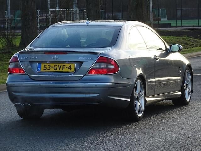Occasion Mercedes CLK280 Avantgarde 231 PK (169 kW) 2008 Grijs Coupé