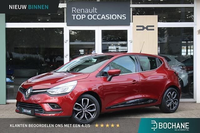 Rouge intense npk Gebruikt 2017 Renault Clio IV Intens Hatchback | € 9.950 (Eerlijke prijs) - Afbeelding 1/4