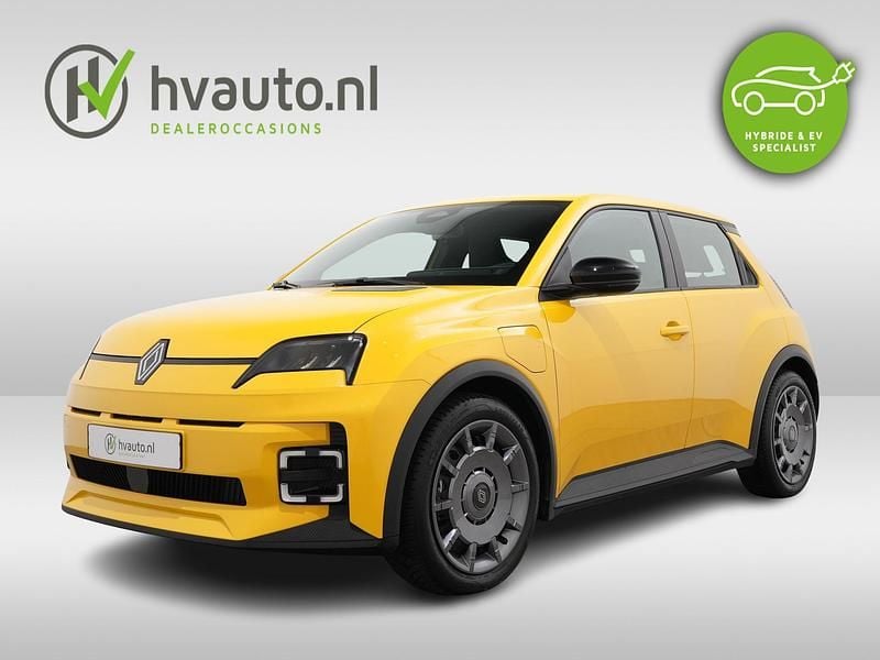 Geel Occasion 2025 Renault R5 Evolution Hatchback | € 24.245 (Super prijs) - Afbeelding 1/4