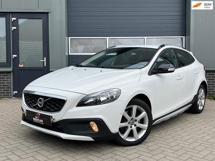 Occasion Volvo V40 CC Momentum 152 PK (111 kW) 2016 Stationwagen