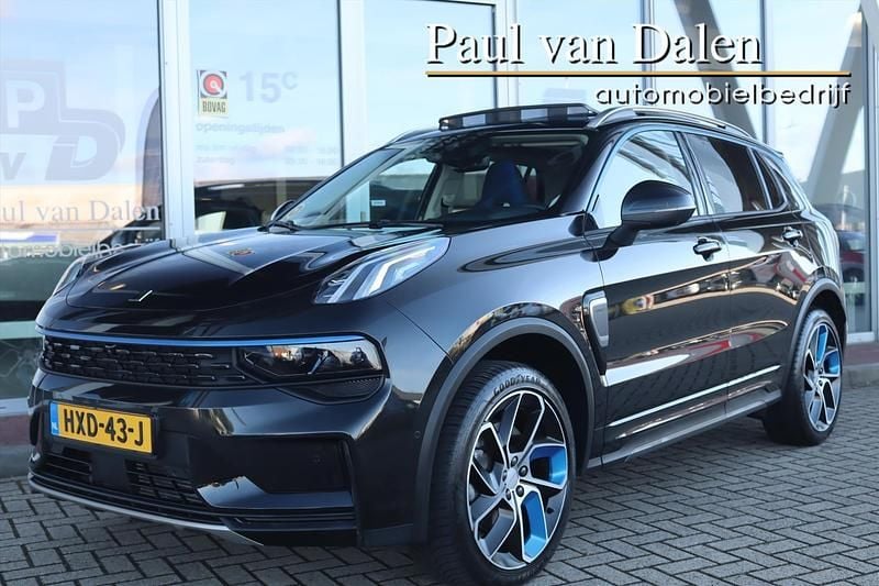 Zwart Gebruikt 2022 Lynk & Co 01 SUV | € 24.725 (Eerlijke prijs) - Afbeelding 1/4