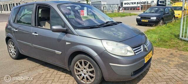 Grijs Gebruikt 2005 Renault Scénic II Dynamique MPV | € 850 (Eerlijke prijs) - Afbeelding 1/4