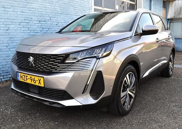 Grijs Gebruikt 2021 Peugeot 5008 Allure MPV | € 26.250 (Eerlijke prijs) - Afbeelding 1/4