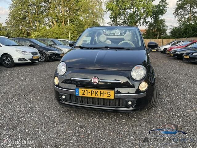 Zwart Gebruikt 2011 Fiat 500 Lounge Hatchback | € 4.970 (Eerlijke prijs) - Afbeelding 1/4