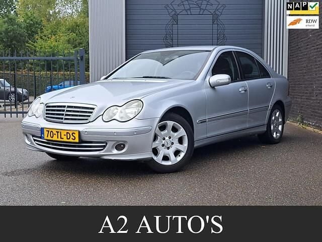 Grijs Gebruikt 2006 Mercedes C200 Elegance Sedan | € 2.850 (Super prijs) - Afbeelding 1/4