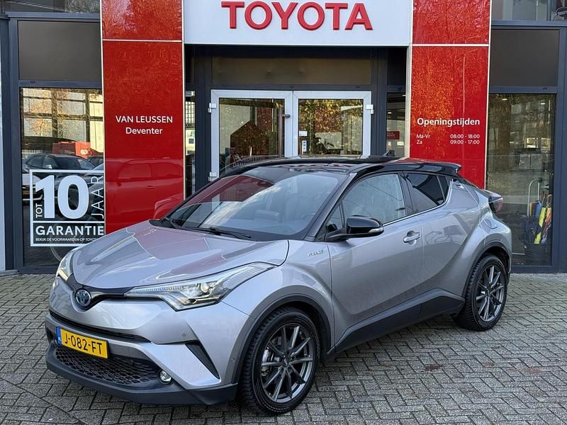 Grijs Gebruikt 2016 Toyota C-HR+ Premium SUV | € 16.900 - Afbeelding 1/4