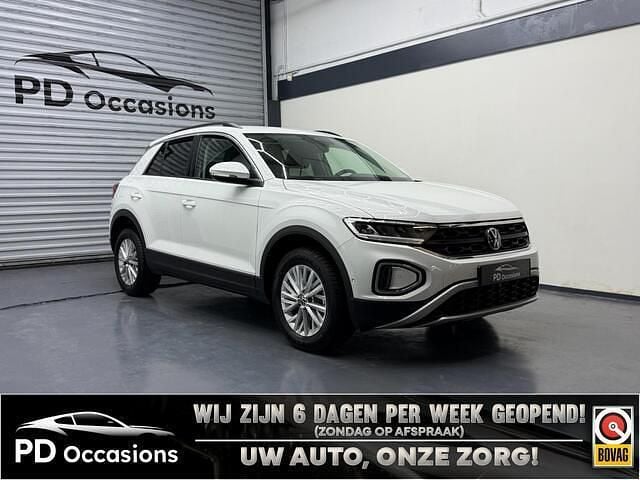 Wit Occasion 2025 VW T-Roc Edition SUV | € 26.450 (Super prijs) - Afbeelding 1/4