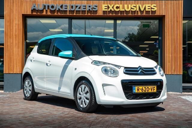 Wit Occasion 2016 Citroën C1 Shine Hatchback | € 9.450 (Goede deal) - Afbeelding 1/4