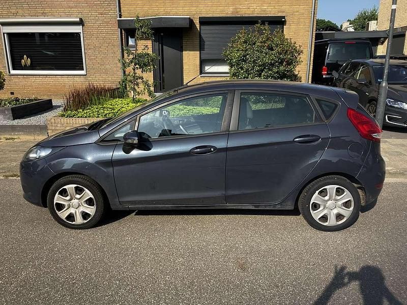 Blauw Gebruikt 2011 Ford Fiesta Trend Hatchback | € 3.850 (Goede deal) - Afbeelding 1/4