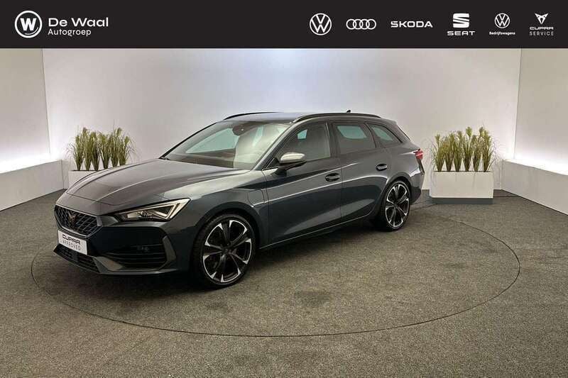 Grijs Gebruikt 2021 Cupra Leon VZ Stationwagen | € 26.495 (Goede deal) - Afbeelding 1/3