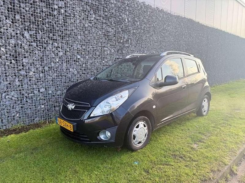 Zwart Gebruikt 2011 Chevrolet Spark LT Hatchback | € 2.995 (Eerlijke prijs) - Afbeelding 1/4