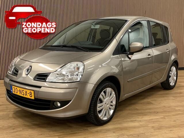Beige Gebruikt 2011 Renault Grand Modus Exception MPV | € 3.945 (Eerlijke prijs) - Afbeelding 1/4