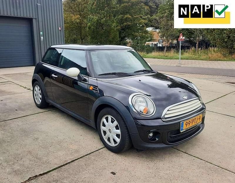 Zwart Gebruikt 2011 Mini ONE Business Hatchback | € 1.850 (Super prijs) - Afbeelding 1/4