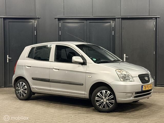 Occasion Kia Picanto 65 PK (47 kW) 2004 Grijs Hatchback