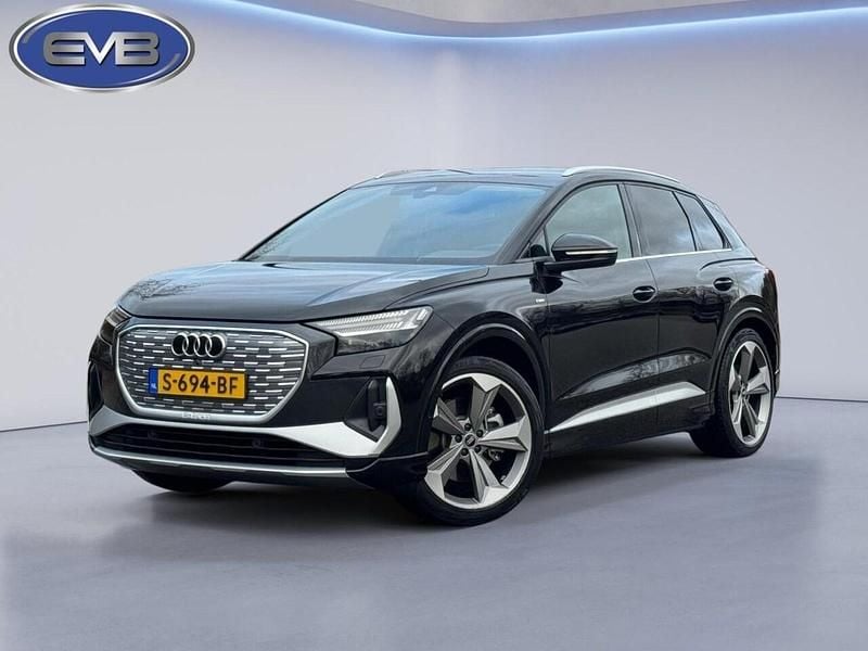 Zwart (metallic) Occasion 2022 Audi Q4 e-tron S-Line SUV | € 25.395 (Goede deal) - Afbeelding 1/4