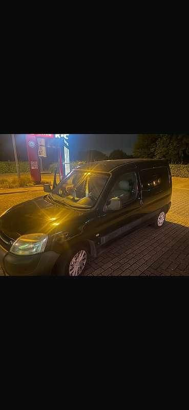 Gebruikt 2003 Citroën Berlingo MPV | € 950 (Eerlijke prijs) - Afbeelding 1/4