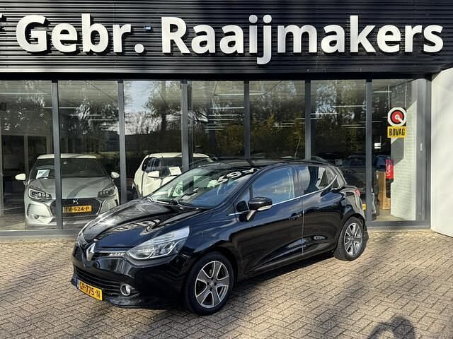 Zwart Gebruikt 2015 Renault Clio IV Night&Day Hatchback | € 5.400 (Eerlijke prijs) - Afbeelding 1/4