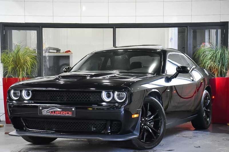 Zwart, metallic lak Gebruikt 2016 Dodge Challenger SXT Coupé | € 36.950 - Afbeelding 1/4