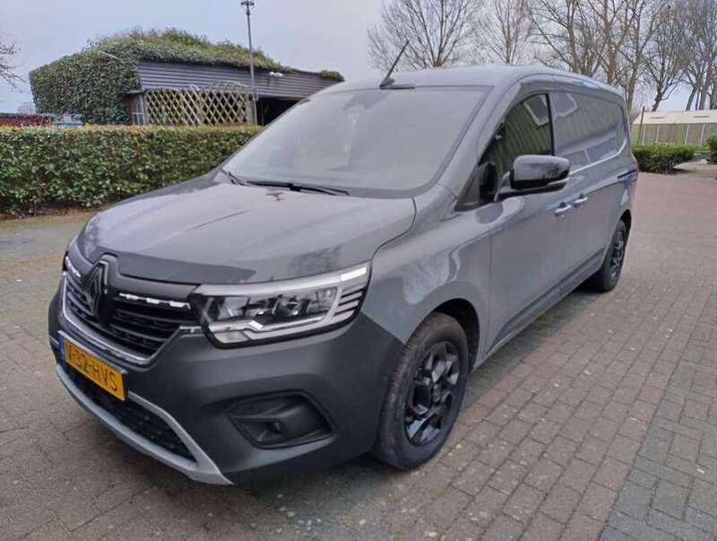 Grijs Gebruikt 2024 Renault Kangoo MPV | € 29.950 - Afbeelding 1/4