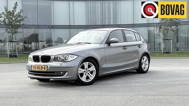 Grijs Gebruikt 2011 BMW 116 Efficient Dynamics Hatchback | € 7.880 (Iets duurder) - Afbeelding 1/4