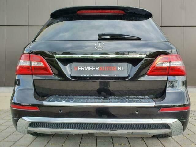 Occasion Mercedes 350 Edition 258 PK (189 kW) 2012 Zwart Van