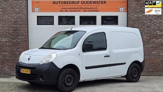 Wit Gebruikt 2011 Renault Kangoo Komfort MPV | € 2.995 (Eerlijke prijs) - Afbeelding 1/4
