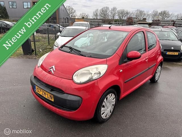 Rood Occasion 2008 Citroën C1 Hatchback | € 700 (Goede deal) - Afbeelding 1/4