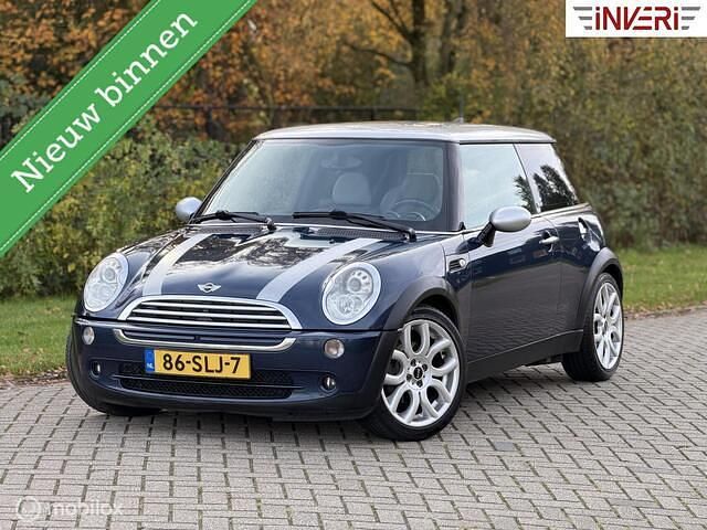 Blauw Gebruikt 2006 Mini Cooper Hatchback | € 3.250 (Eerlijke prijs) - Afbeelding 1/4