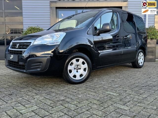 Zwart Gebruikt 2017 Peugeot Partner Tepee Active MPV | € 10.750 (Eerlijke prijs) - Afbeelding 1/4