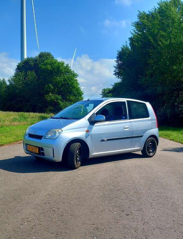 Grijs Gebruikt 2006 Daihatsu Cuore Hatchback | € 1.200 (Eerlijke prijs) - Afbeelding 1/4